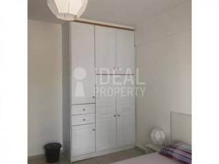 Ντουλάπα αποθήκευσης ρούχων