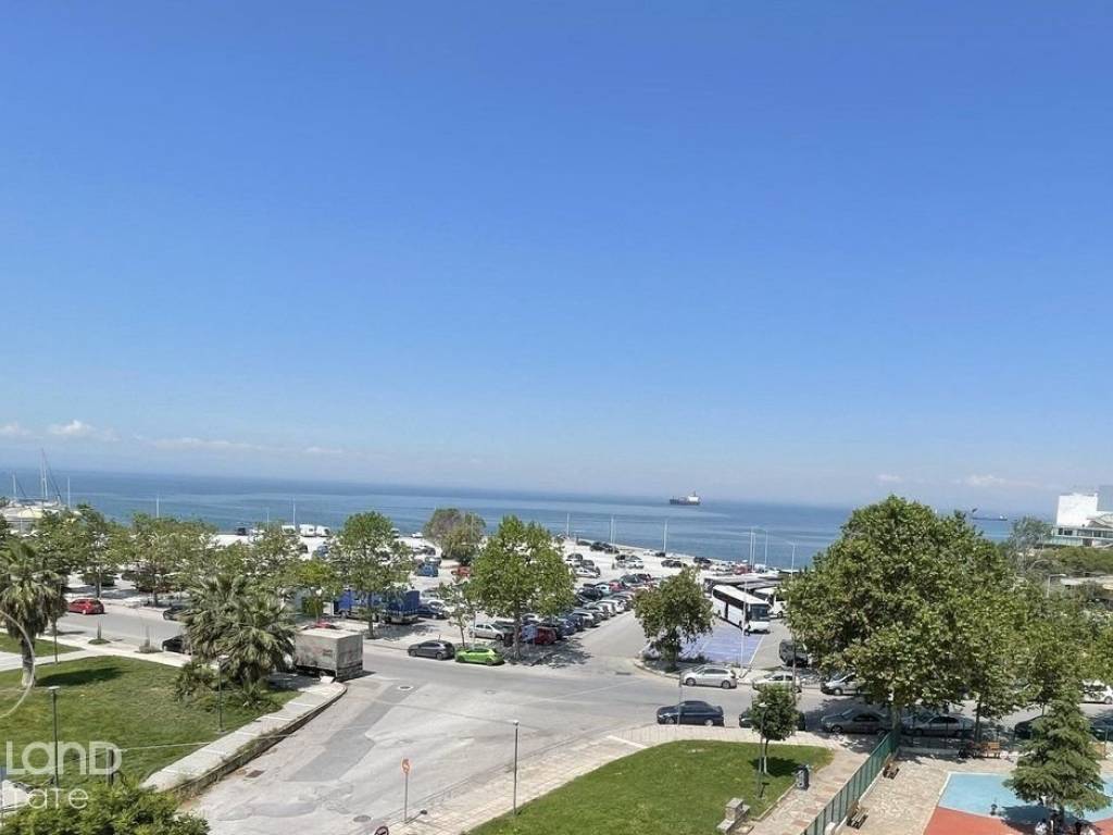 Forumland Real Estate, Θέα θάλασσα