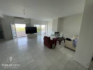 Forumland Real Estate, Σαλόνι με τζάκι