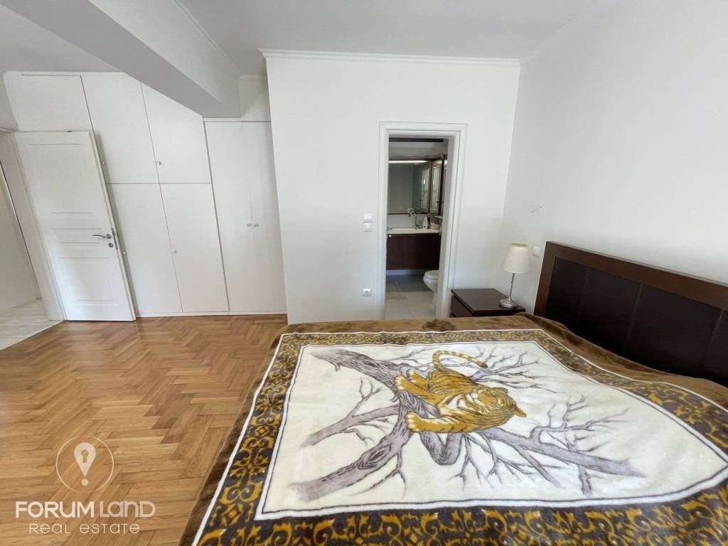 Forumland Real Estate, Masterbedroom