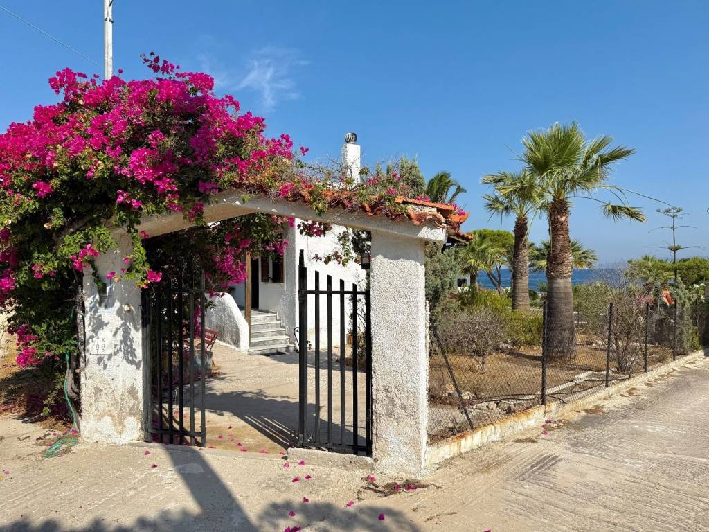 Exoterike eisodos spitioy