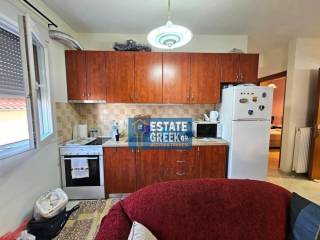 ★ 15 ετών ★ 3 υπνοδωμάτια + 3 μπάνια ★ Πλήρως Επιπλωμένο ★