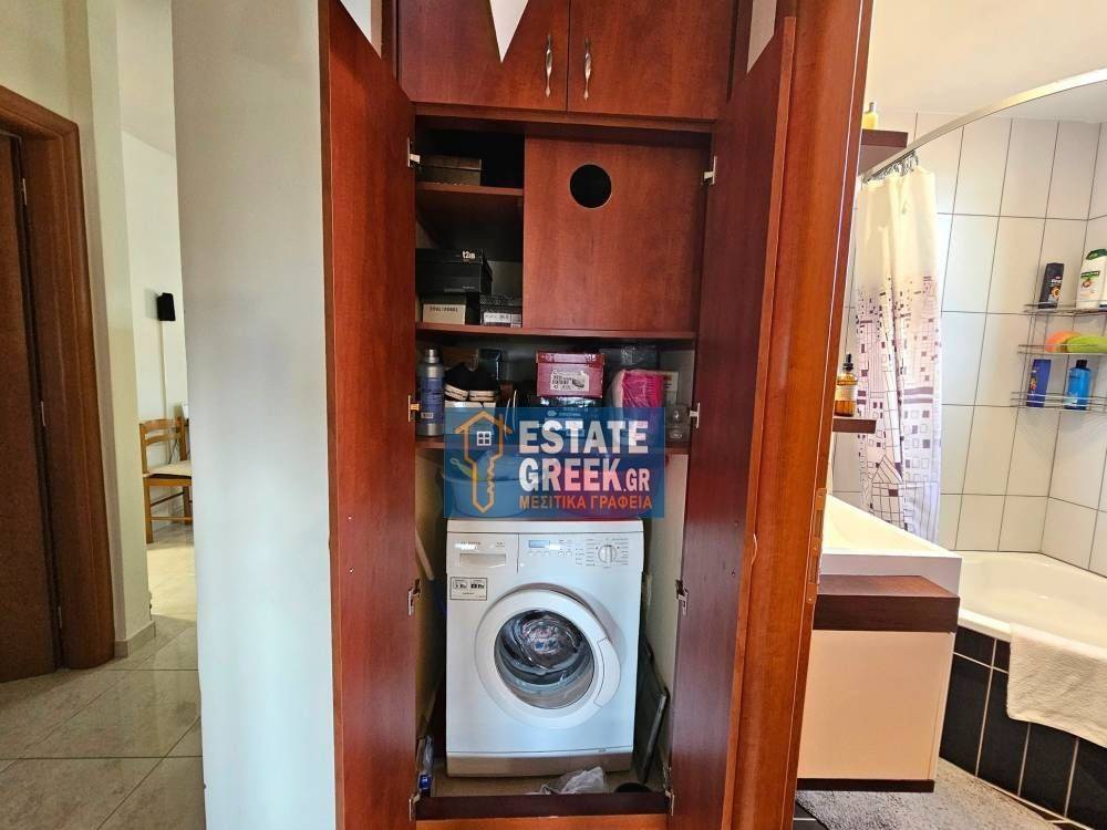 ★ 15 ετών ★ 3 υπνοδωμάτια + 3 μπάνια ★ Πλήρως Επιπλωμένο ★