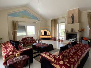 Μεσημέρι, Μονοκατοικία, 430 τ.μ.