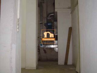 Διοικητήριο, Κατάστημα