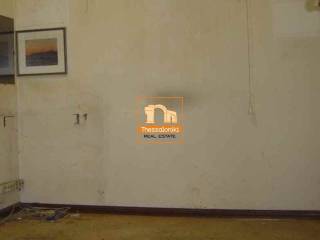 Διοικητήριο, Κατάστημα