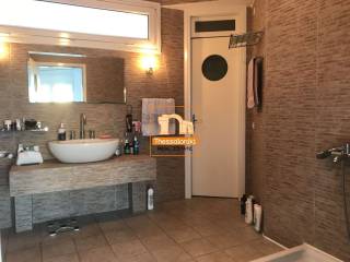 Καρδία, Μονοκατοικία