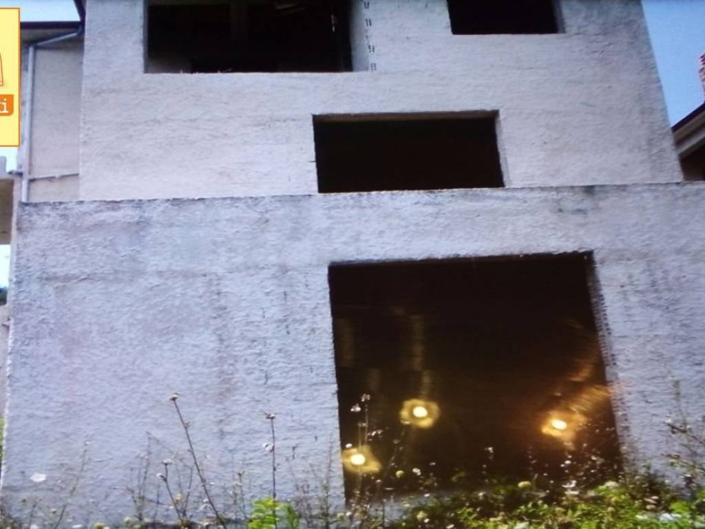 Μελισσοχώρι, Μονοκατοικία