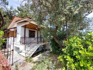 Detached - Grekodom 61911|984250