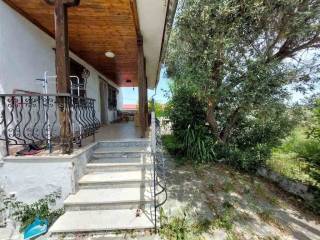 Detached - Grekodom 61911|984251