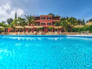 Hotel - Grekodom 62140|949152