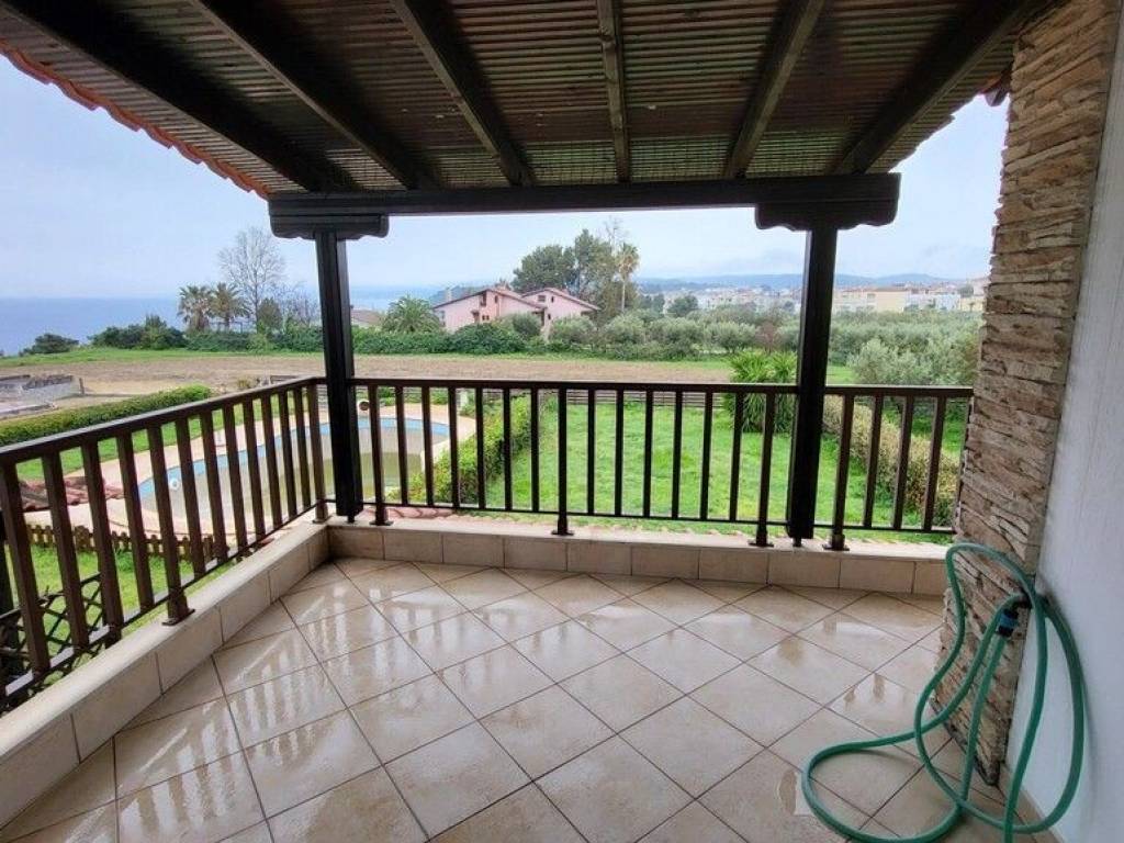 Detached - Grekodom 62717|967722