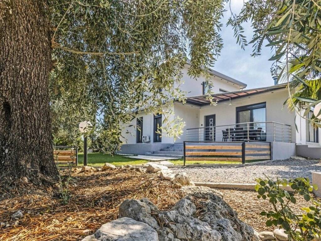 Detached - Grekodom 63017|976913