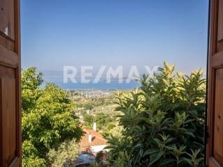 Θέα από μπαλκόνι