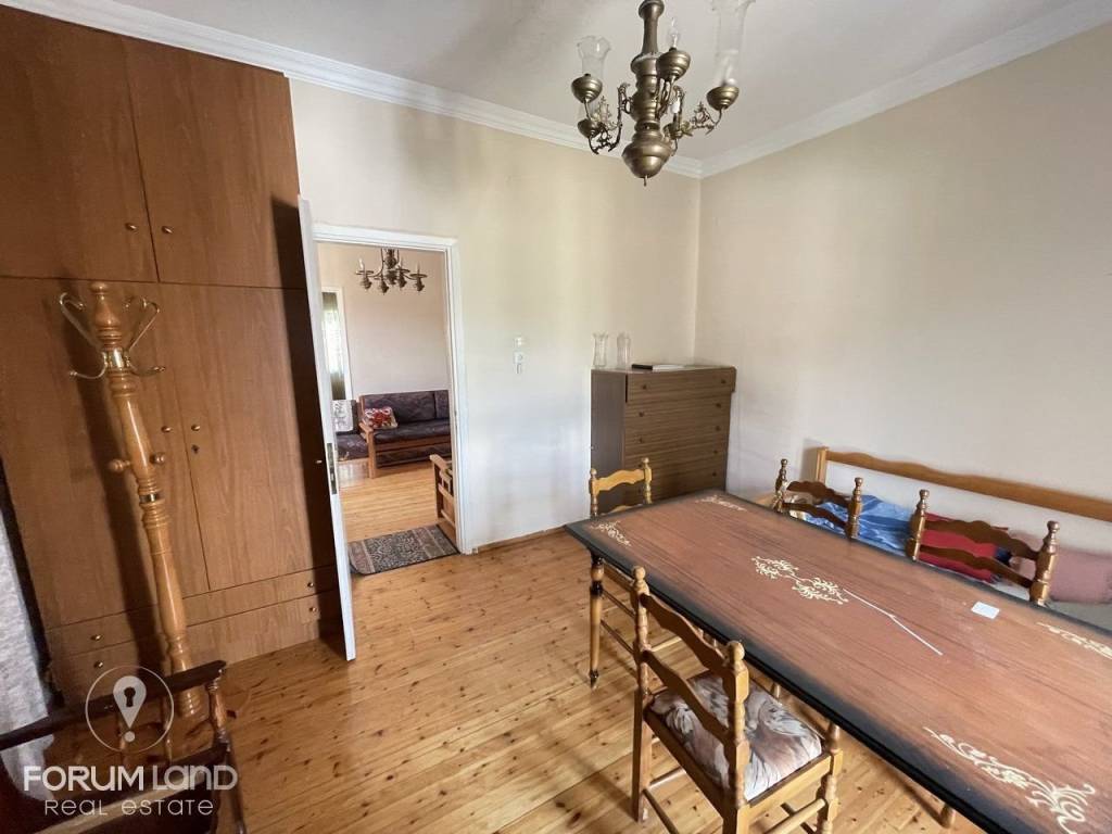 Forumland Real Estate, δωμάτιο