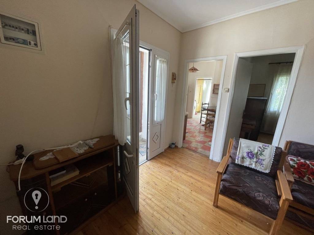 Forumland Real Estate, δωμάτιο