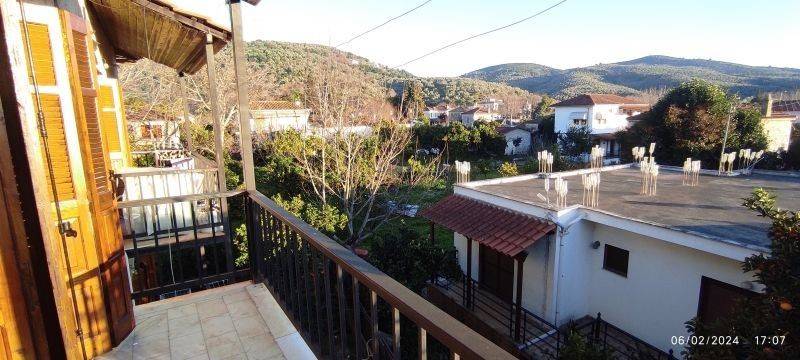 Θέα από μπαλκόνι