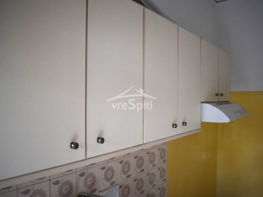 ΝΤΟΥΛΑΠΙΑ ΚΟΥΖΙΝΑΣ