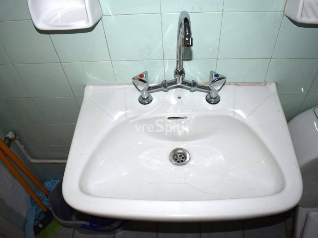 ΑΠΟΨΗ ΜΠΑΝΙΟΥ