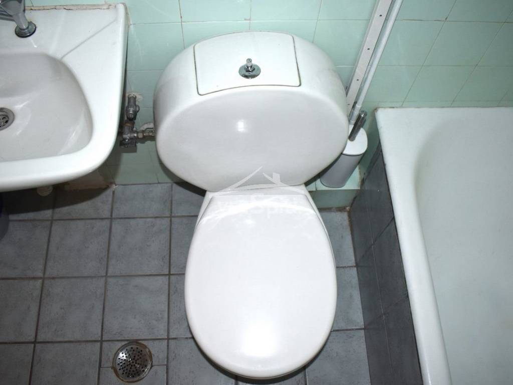 ΑΠΟΨΗ ΜΠΑΝΙΟΥ