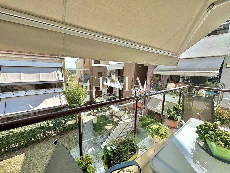 Θέα από μπαλκόνι