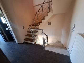 Α ΟΡΟΦΟΣ -3Υ/Δ ΜΕ ΒΕΣΤΙΑΡΙΟ  και ΜΕΓΑΛΟ ΜΠΑΝΙΟ