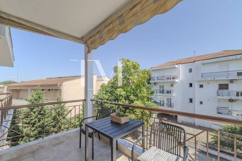 Θέα από μπαλκόνι