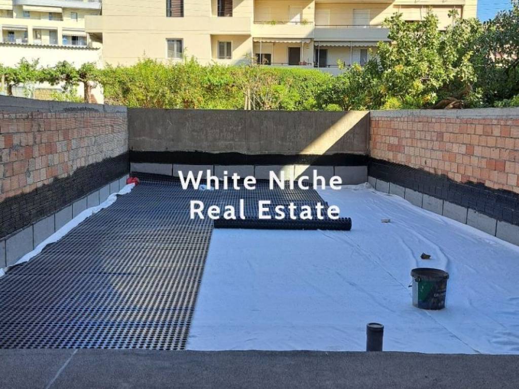 Ayle apokleistikes chreses 90m2.