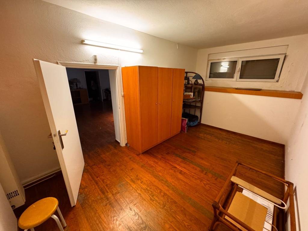 Apotheke emiypogeioy