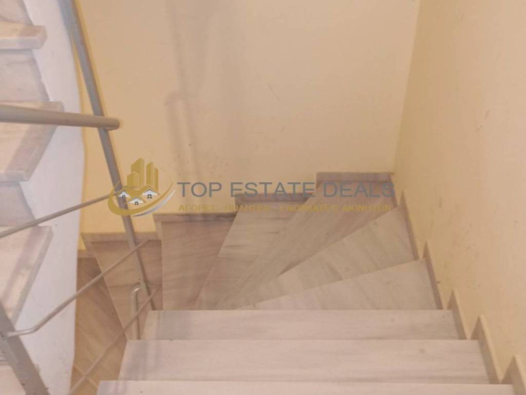 klimakostasio pros ypogeio