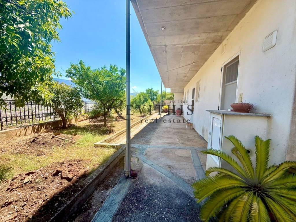 Εξωτερικοι χώροι