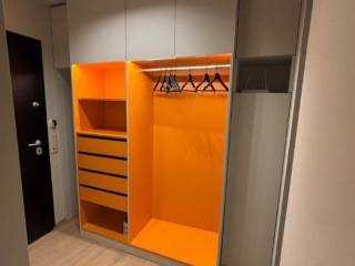 Forumland Real Estate, Ντουλάπα