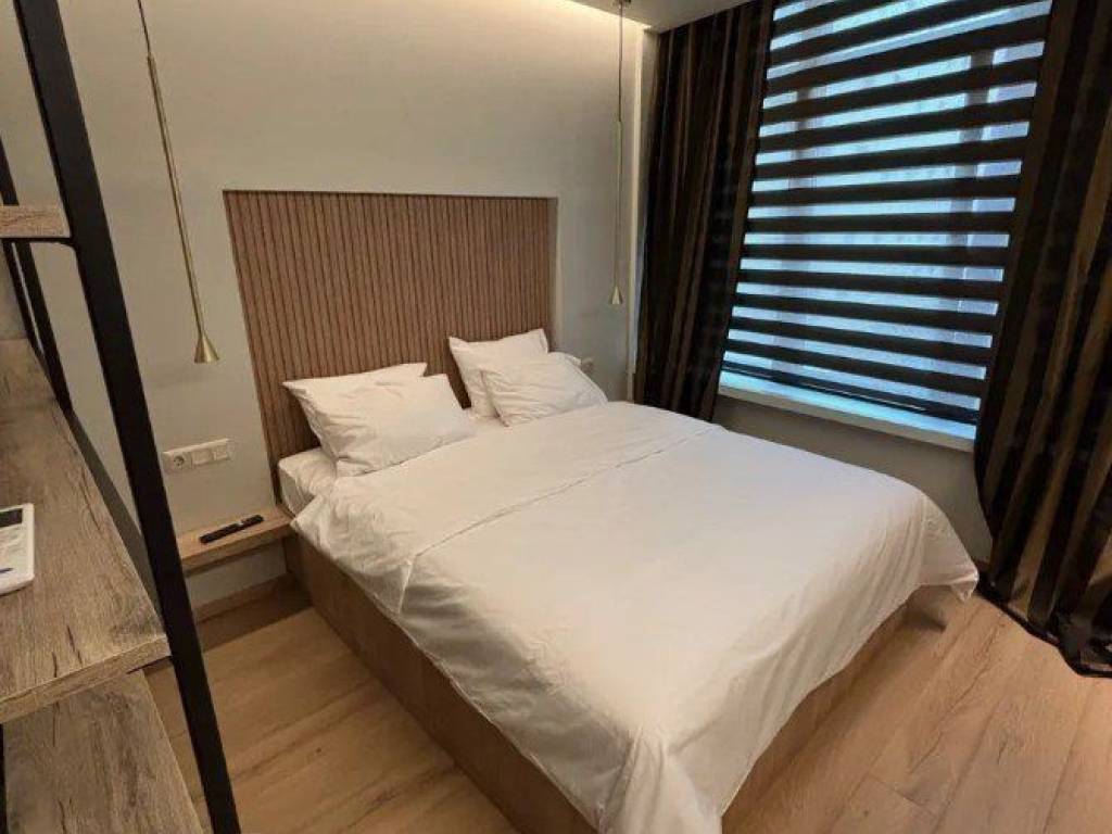 Forumland Real Estate, Δωμάτιο