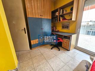 ★ Μπαλκόνια 80τμ  ★ Μερικώς ανακαινισμένο ★ 3 υπνοδωμάτια ★ Επιπλωμένο