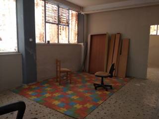 Γωνιακός κύριος χώρος κατά την είσοδο (τοίχος γυψοσανίδας)