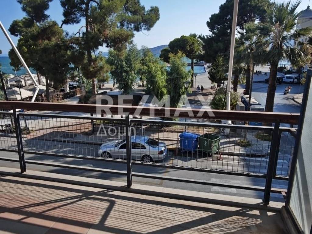 Θέα από μπαλκόνι