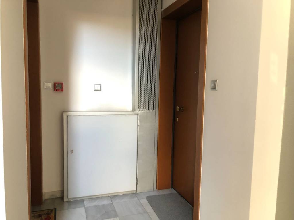 ΠΟΡΤΑ ΑΣΦΑΛΕΙΑΣ