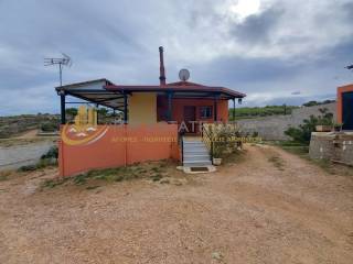 oikia yperypsomeno isogeio -beranta