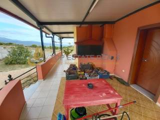 mpalkoni - xylophoyrnos-porta asphaleias - eisodos