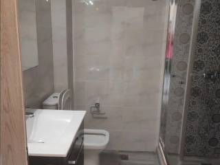 Forumland Real Estate, Μπάνιο