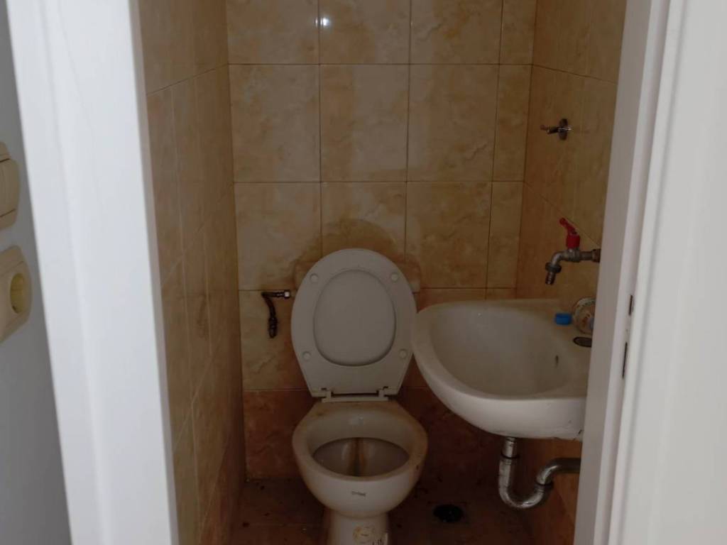 Μπάνιο καταστήματος