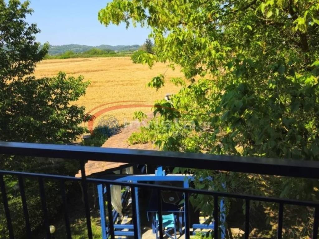 Θέα από μπαλκόνι