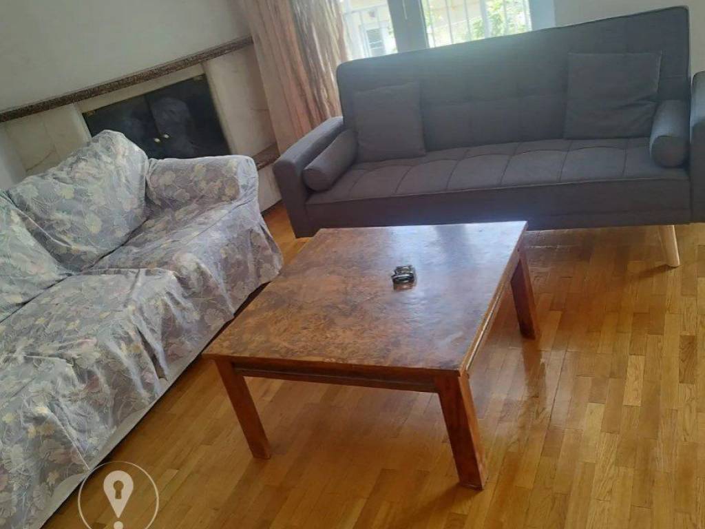 Forumland Real Estate, Σαλόνι με τζάκι