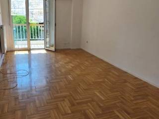 Forumland Real Estate, Σαλόνι