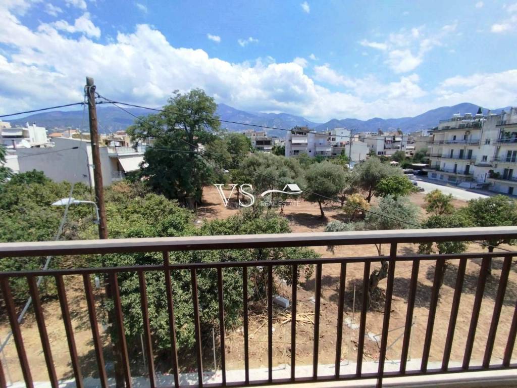 Θέα απο μπαλκόνι