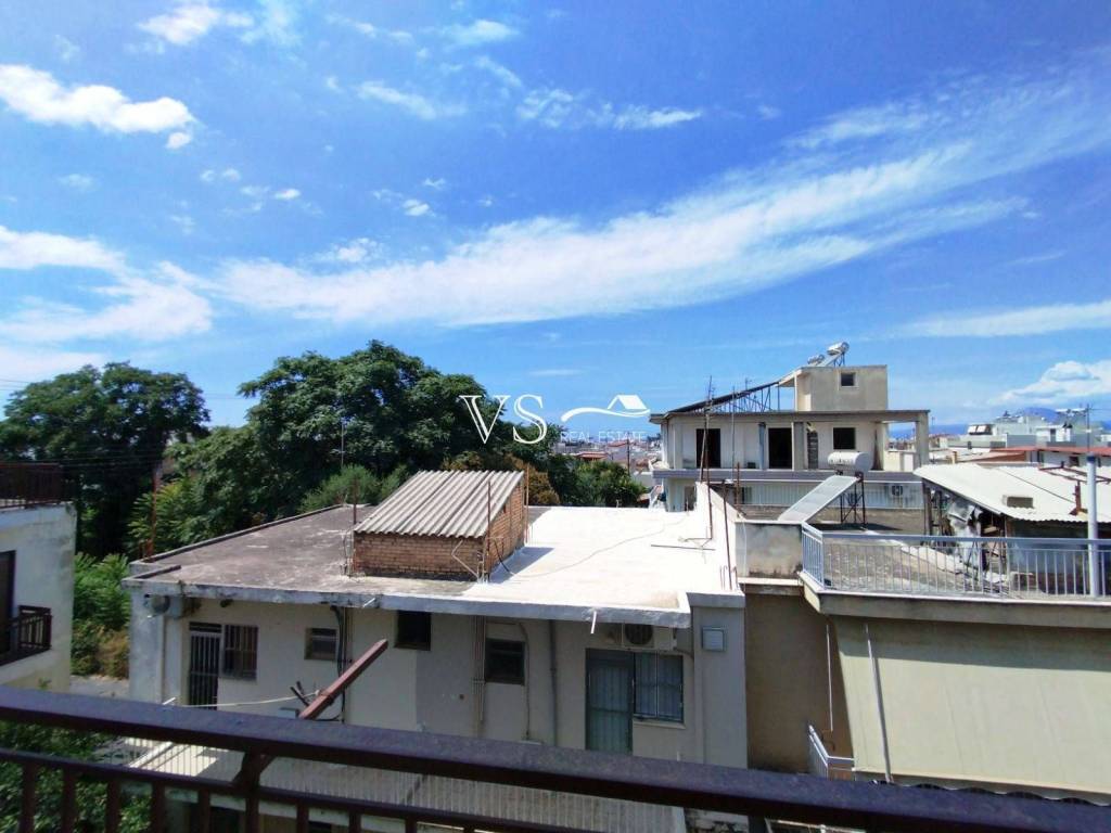 Θέα απο μπαλκόνι