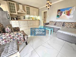 ★ Πλήρως επιπλωμένη ★ Κλειστό γκαράζ 27τμ ★ 4 υπνοδωμάτια + 2 μπάνια ★ 