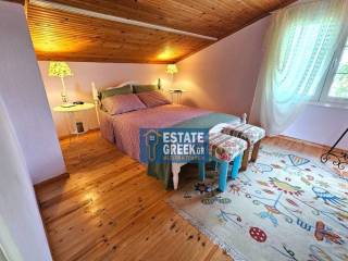 ★ Πλήρως επιπλωμένη ★ Κλειστό γκαράζ 27τμ ★ 4 υπνοδωμάτια + 2 μπάνια ★ 