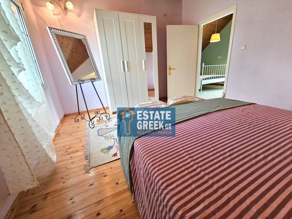 ★ Πλήρως επιπλωμένη ★ Κλειστό γκαράζ 27τμ ★ 4 υπνοδωμάτια + 2 μπάνια ★ 