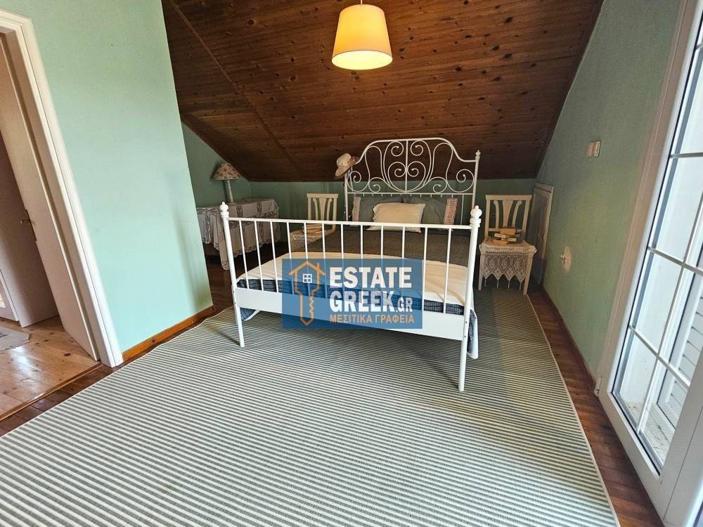 ★ Πλήρως επιπλωμένη ★ Κλειστό γκαράζ 27τμ ★ 4 υπνοδωμάτια + 2 μπάνια ★ 